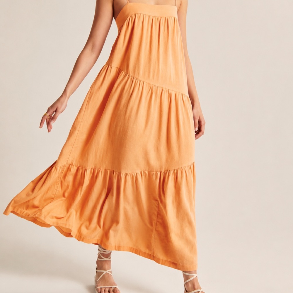 ABERCROMBIE - Asymmetrical Tiered Maxi Dress